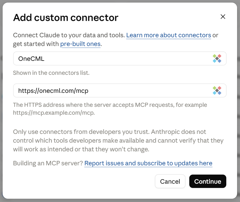 Claude: dialog Add custom connector s polem pro název a URL